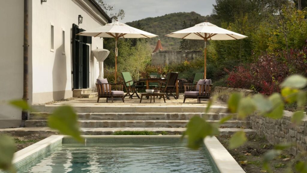 Bethlen Estates Accommodations