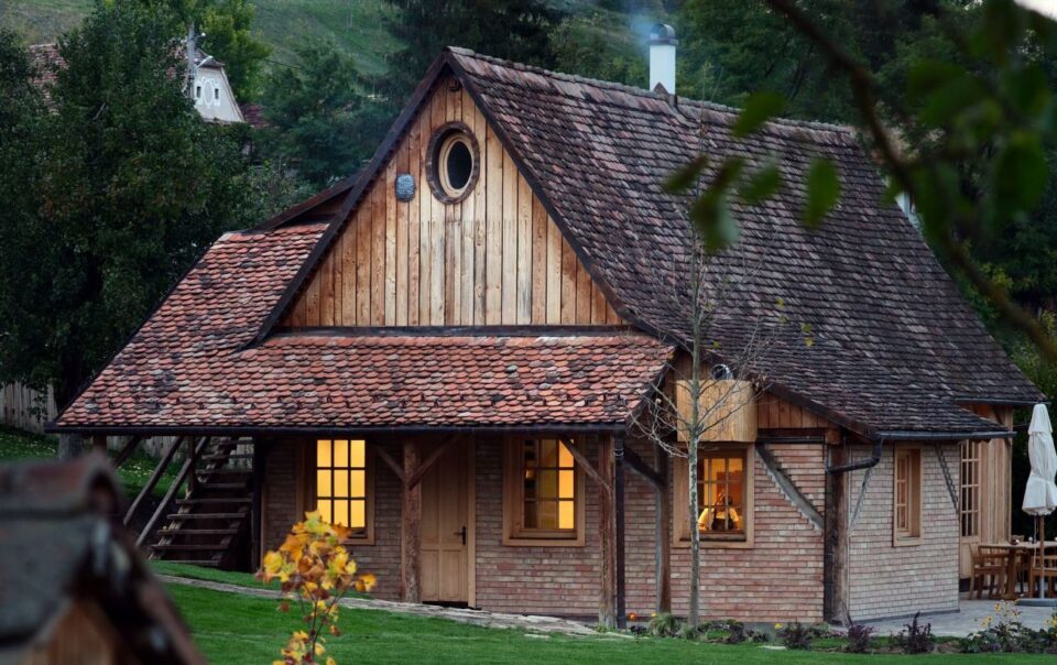 Food and drink in a cozy house in bethlen estate
